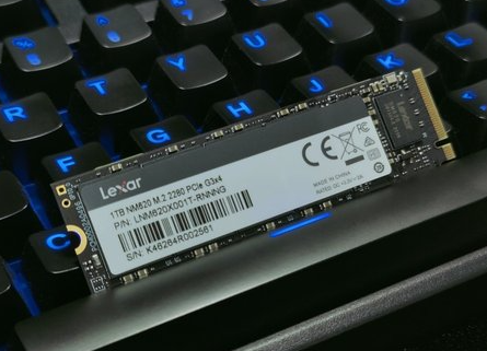 为什么硬盘要用M.2硬盘？